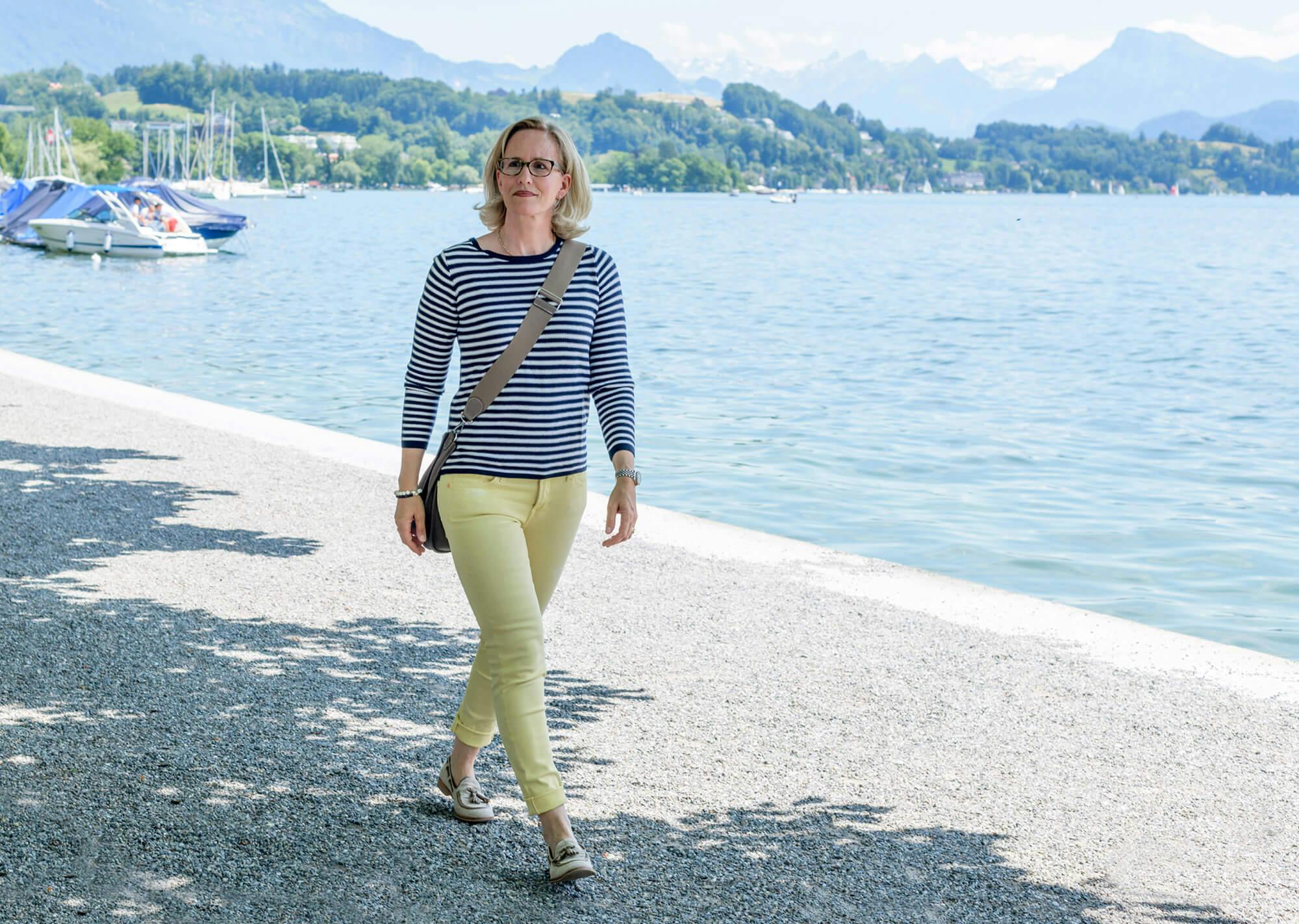 Dr. med. dent. Daniela Haerle am Vierwaldstättersee in Luzern